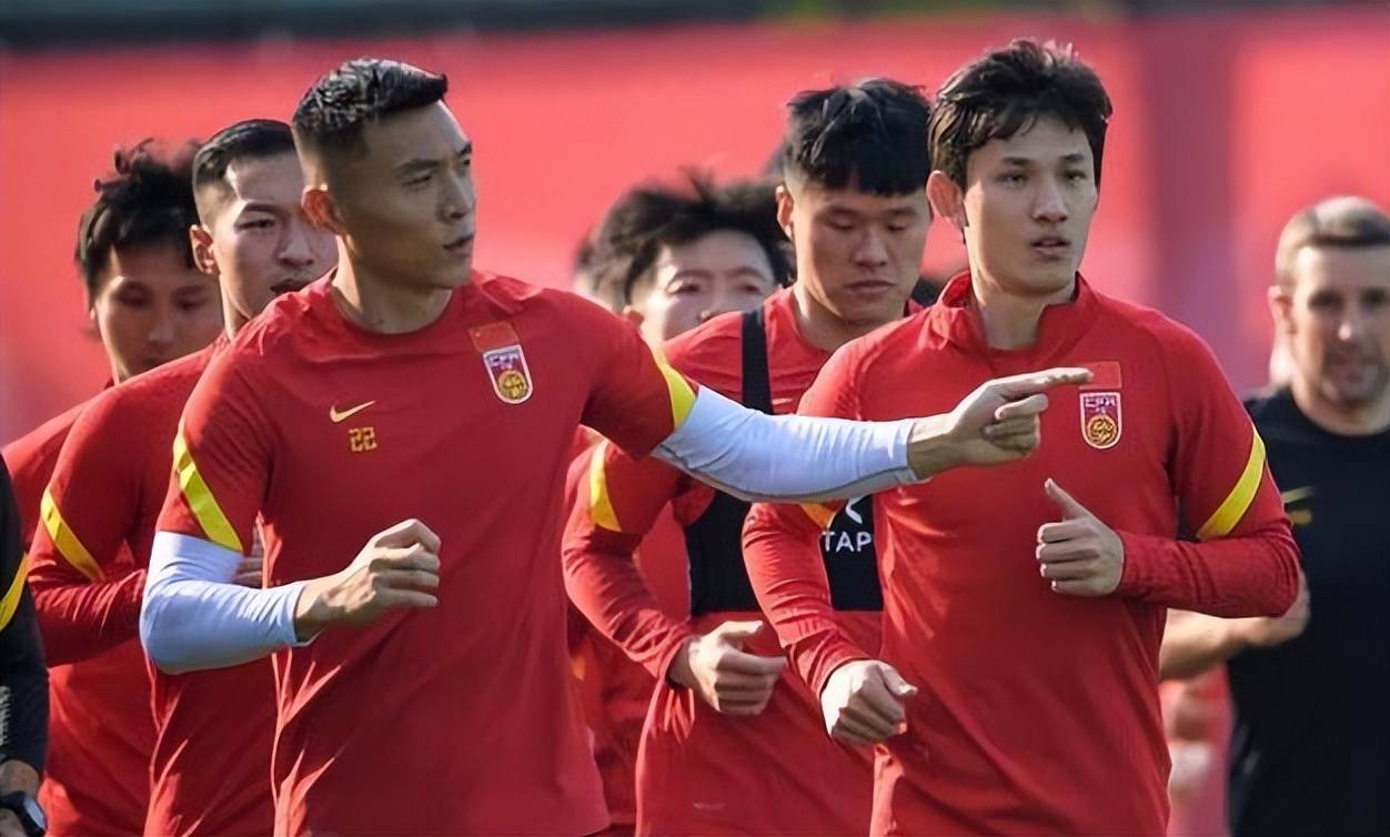 平博体育试玩-热议国足1-0中国香港：大部分时间索然无味加快选帅效率